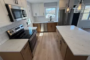 43 Abby Ln, Shirley, NY 11967 - Photo 8