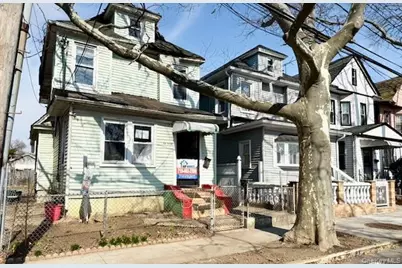 10433 142nd Street, Jamaica, NY 11435 - Photo 2