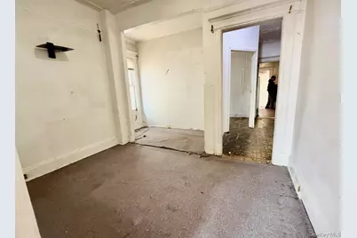 10433 142nd Street, Jamaica, NY 11435 - Photo 8