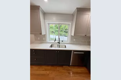 50 Vineyard Ave, Yonkers, NY 10701 - Photo 10