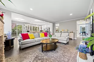 16 MacKay Way, Roslyn, NY 11576 - Photo 12