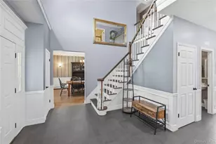 10 Clemens Ct, East Setauket, NY 11733 - Photo 6