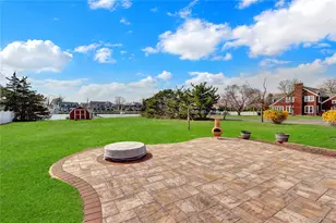 150 W Islip Rd, West Islip, NY 11795 - Photo 32