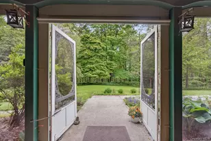 101 Tuytenbridge Rd, Lake Katrine, NY 12449 - Photo 8