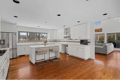 20 Ponds Lane, Purchase, NY 10577 - Photo 4