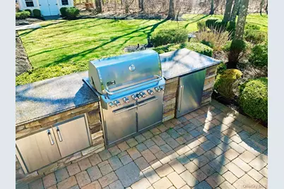 10 Messina Avenue, Center Moriches, NY 11934 - Photo 8