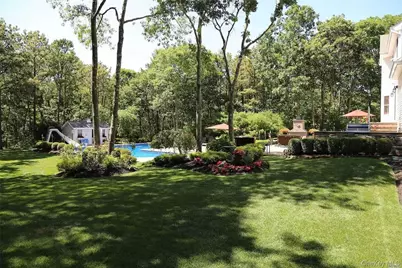 10 Messina Avenue, Center Moriches, NY 11934 - Photo 6