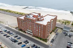 370 W Broadway, Long Beach, NY 11561 - Photo 26