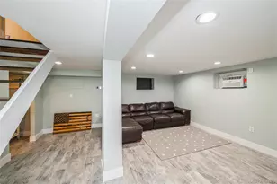 21 Crest Rd E, Merrick, NY 11566 - Photo 24