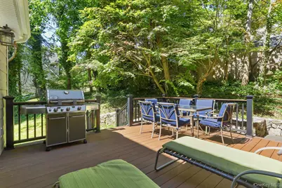 10 Grandview Avenue, Pleasantville, NY 10570 - Photo 30