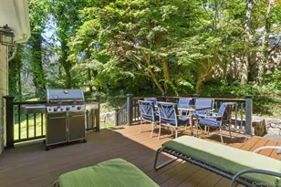 10 Grandview Ave, Pleasantville, NY 10570 - Photo 30