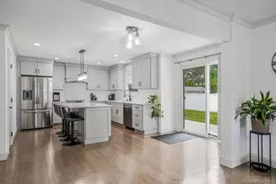 353 A Winthrop St, Westbury, NY 11590 - Photo 10