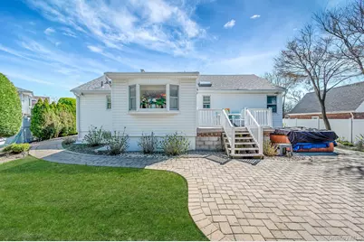 1672 Eyre Place, North Bellmore, NY 11710 - Photo 8