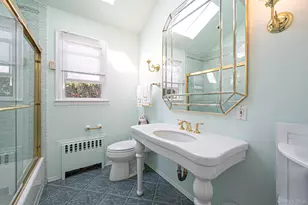 1672 Eyre Pl, North Bellmore, NY 11710 - Photo 30