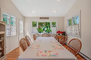 1672 Eyre Pl, North Bellmore, NY 11710 - Photo 18