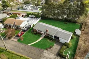 4 Carino Dr, Hicksville, NY 11801 - Photo 6