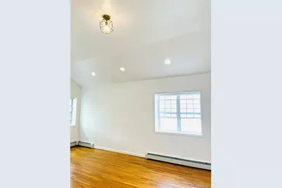 8281 88th Place, Glendale, NY 11385 - Photo 4