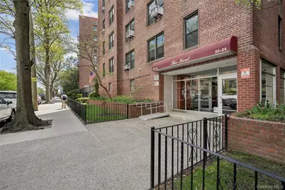 33-24 Junction Blvd #6R, Jackson Heights, NY 11372 - Photo 12