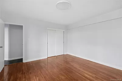 33-24 Junction Blvd #6R, Jackson Heights, NY 11372 - Photo 10