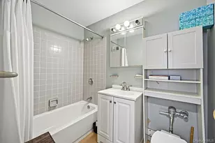 1910 Pelham Pkwy S, Bronx, NY 10461 - Photo 4