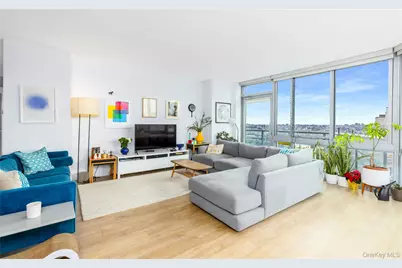 4705 Center Boulevard, Long Island City, NY 11109 - Photo 8