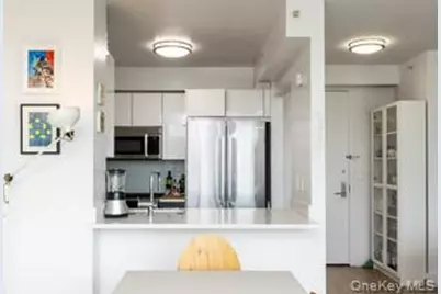 4705 Center Boulevard, Long Island City, NY 11109 - Photo 8