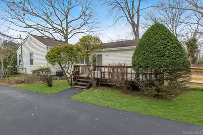 74 Country Club Road, Bellport, NY 11713 - Photo 16