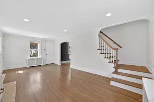 26 Montross St, White Plains, NY 10603 - Photo 10