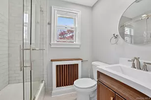 26 Montross St, White Plains, NY 10603 - Photo 22