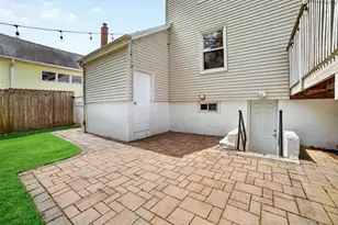 26 Montross St, White Plains, NY 10603 - Photo 34