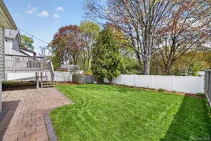 26 Montross St, White Plains, NY 10603 - Photo 34