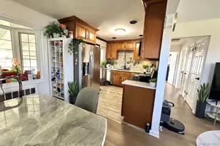 289 Roselle St, Mineola, NY 11501 - Photo 6