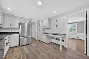 4 Scenic Dr, Poughkeepsie, NY 12603 - Photo 10