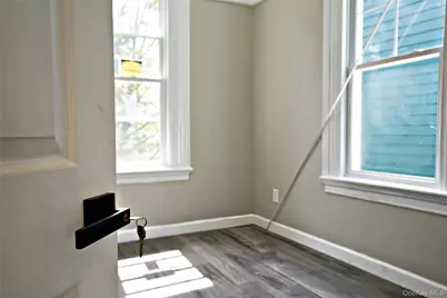 122 Oliver Avenue, Yonkers, NY 10701 - Photo 24