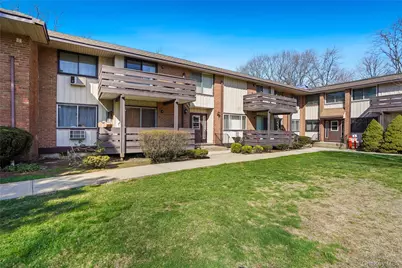 52 Sierra Vista Lane, Valley Cottage, NY 10989 - Photo 2