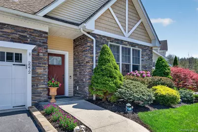 2272 Dalton Drive, Cortlandt Manor, NY 10567 - Photo 4