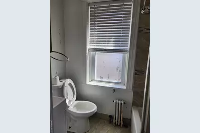 11 Coonley Court, New York, NY 10303 - Photo 16