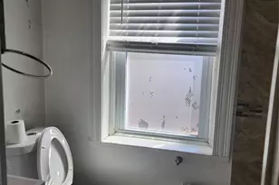 11 Coonley Ct, New York, NY 10303 - Photo 16