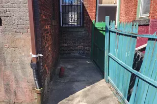 11 Coonley Ct, New York, NY 10303 - Photo 20