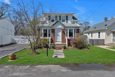 3 William Street, East Northport, NY 11731 - Photo 1