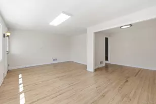 1936 Longvue St, Yorktown Heights, NY 10598 - Photo 8