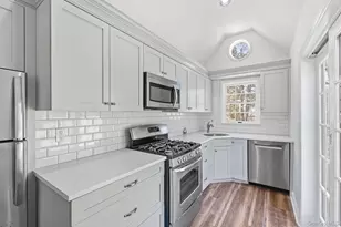 1936 Longvue St, Yorktown Heights, NY 10598 - Photo 10