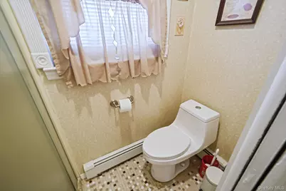 26 Clarke Street, Brentwood, NY 11717 - Photo 28