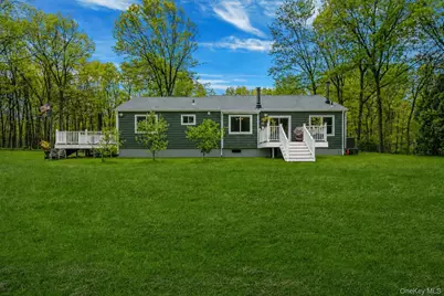 14 Belvoir Court, Ridge, NY 11788 - Photo 18
