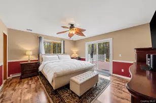 14 Belvoir Ct, Ridge, NY 11788 - Photo 8