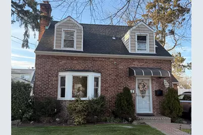 25 Crowell Street, Hempstead, NY 11550 - Photo 2