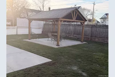 25 Crowell Street, Hempstead, NY 11550 - Photo 42