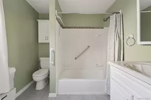 266 Neptune Ave, West Babylon, NY 11704 - Photo 10