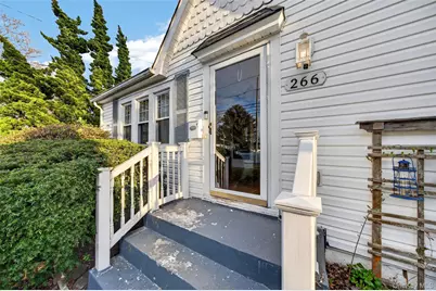 266 Neptune Avenue, West Babylon, NY 11704 - Photo 24