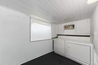 266 Neptune Avenue, West Babylon, NY 11704 - Photo 12